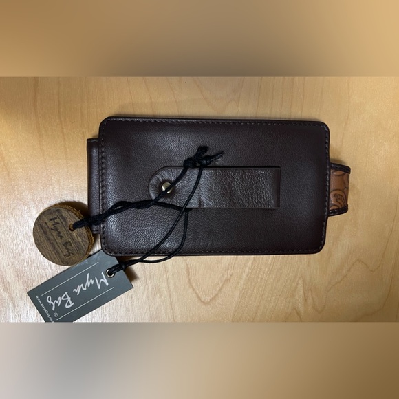 "SPLINTERS CELL PHONE HOLDER - Picture 3 of 3